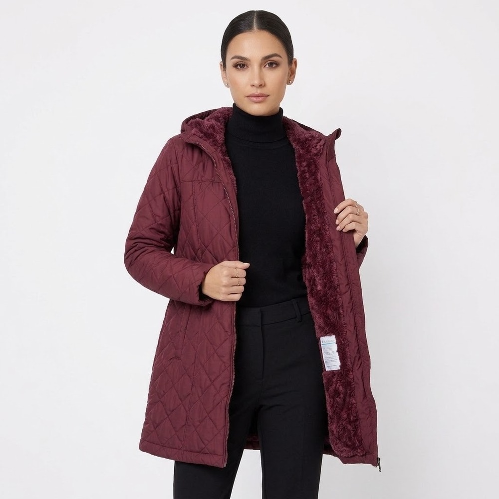Columbia Copper Crest Hooded Quilted Jacket Marionberry Burgundy Large XK0551